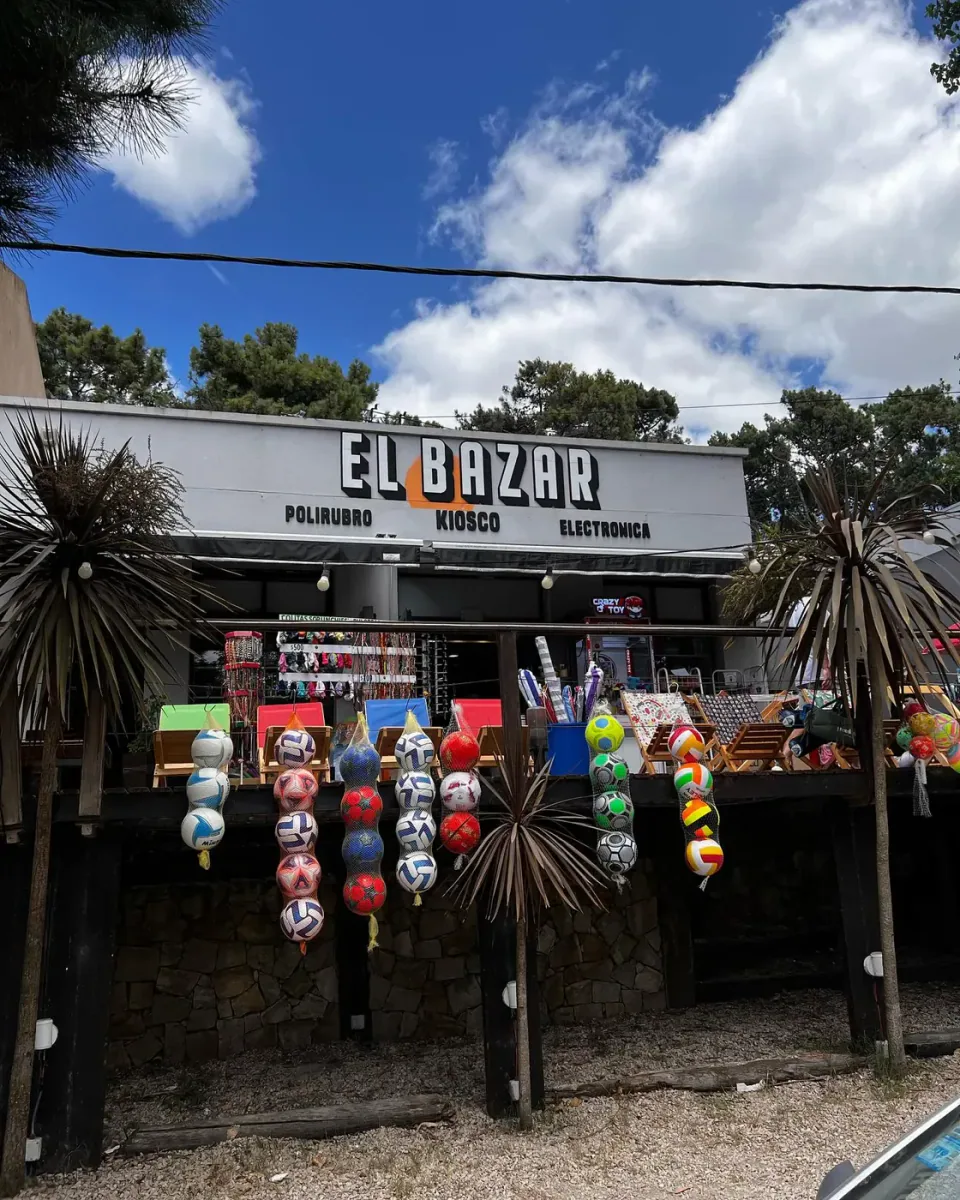 El Bazar: corpóreas de polyfan