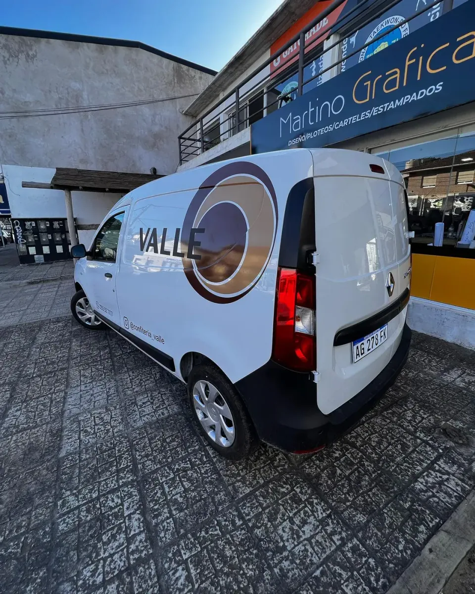 Valle: ploteo con vinilo de corte — foto 2