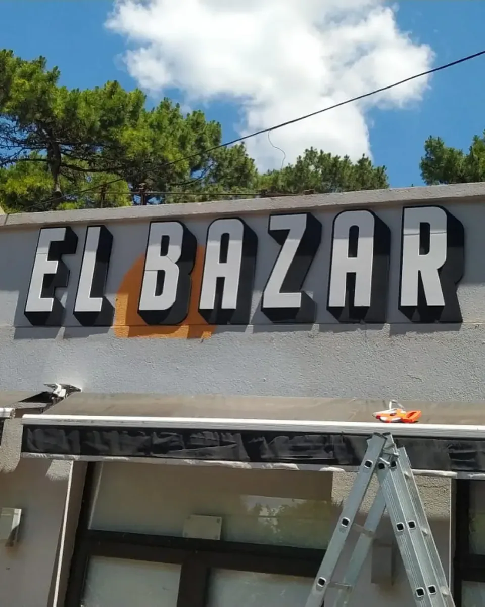 El Bazar: corpóreas de polyfan — foto 3