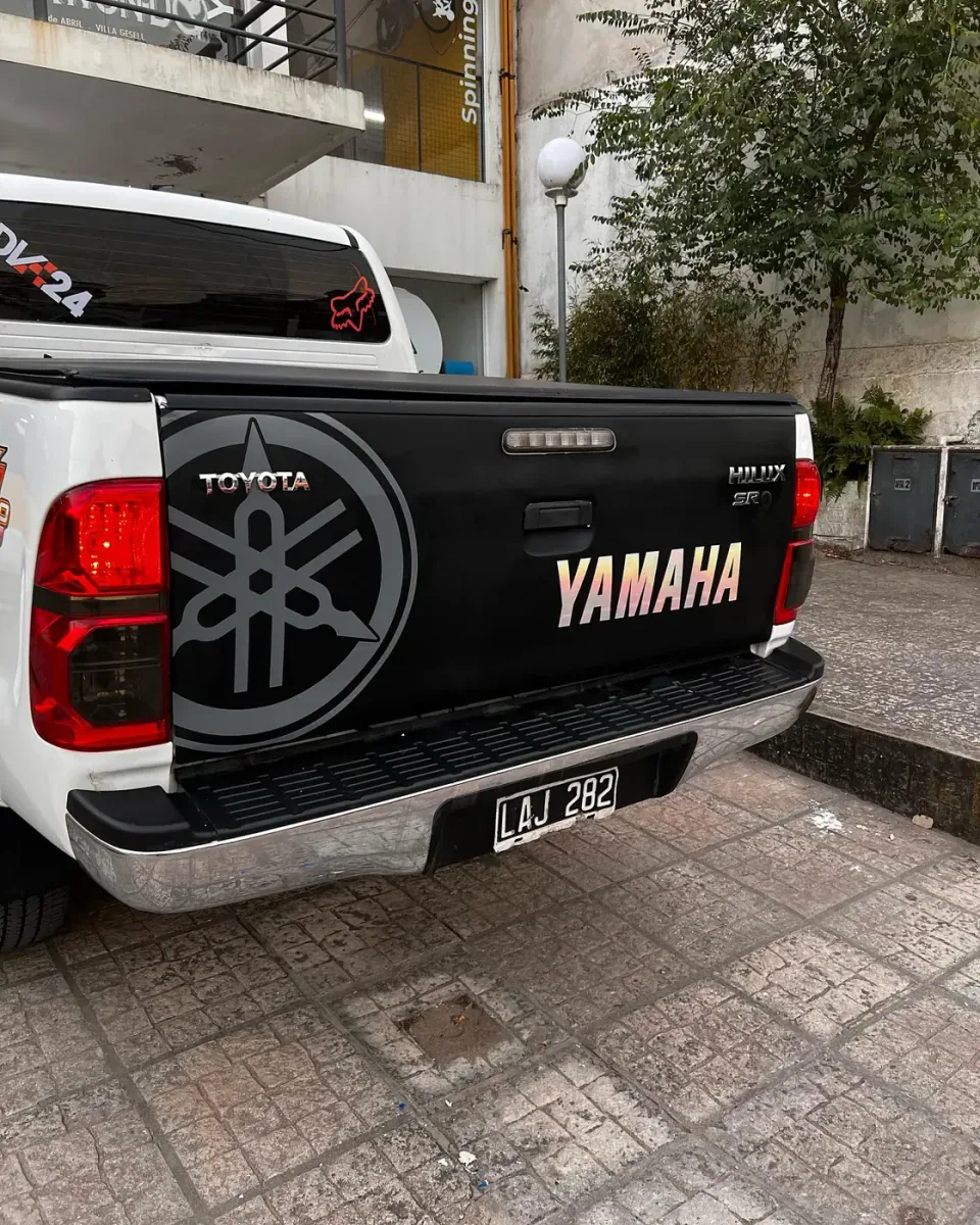 Brumat Automotores: logo y ploteo — foto 4