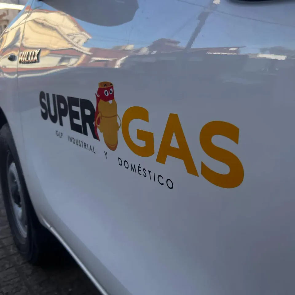 Super Gas: vinilo de corte e impreso — foto 2