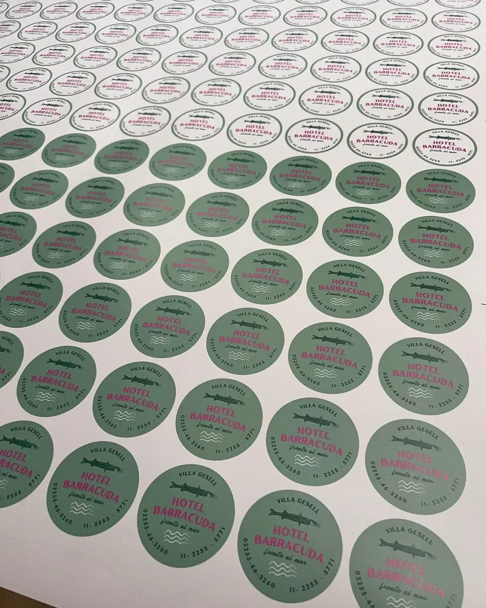 Calcos y stickers con tu logo — foto 4