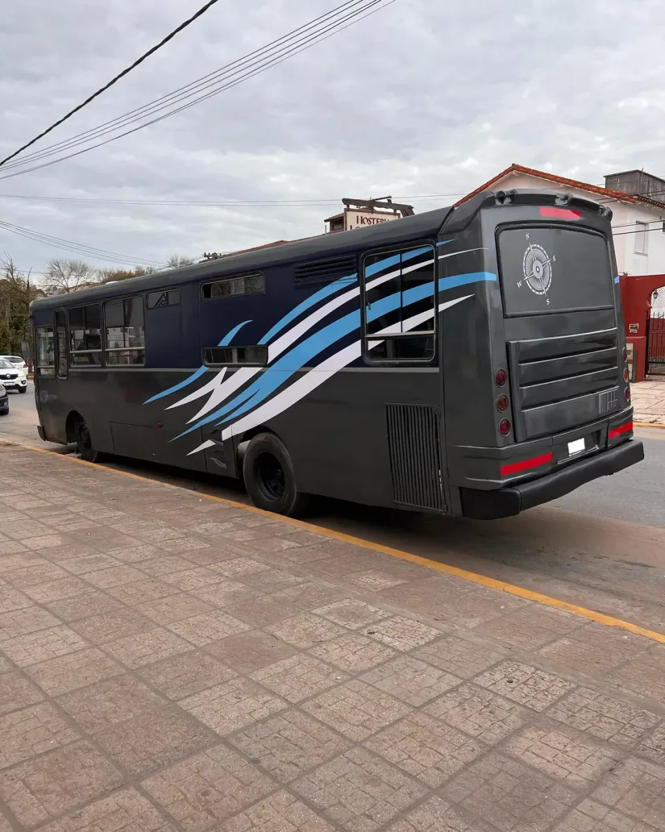 Motorhome ploteado — foto 1