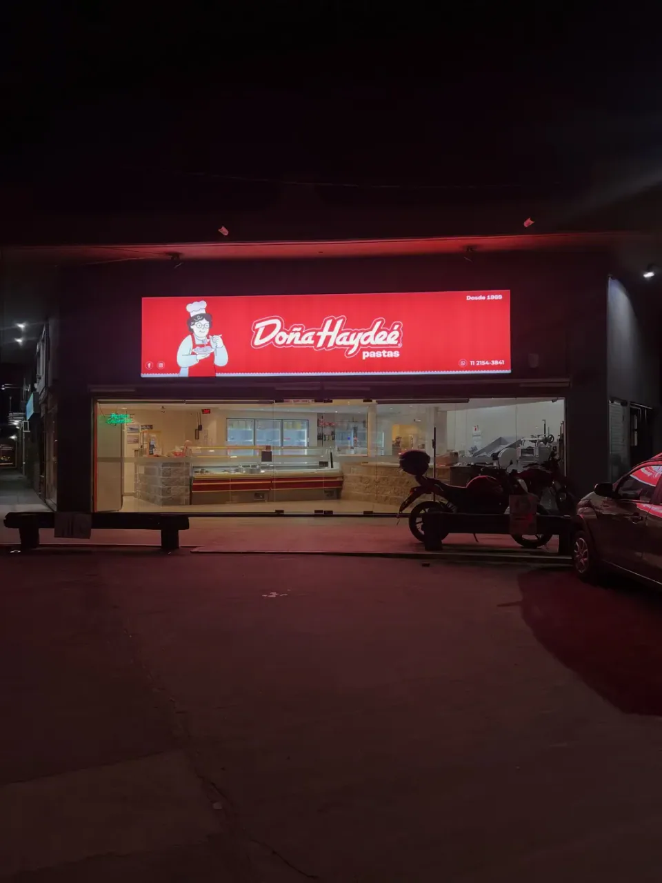 Marquesina luminosa para Doña Haydée Pastas — foto 2